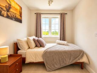 Modern 3BDR Family House in North Stifford - 5