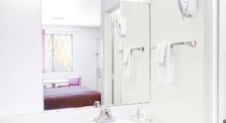 Travelodge by Wyndham Parkersburg - 2