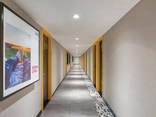 青季酒店上海宝山万达共康路地铁站店 - 1