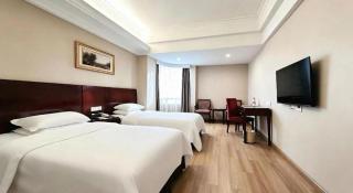 Vienna Hotel Shenzhen Bijiashan Yinhu Metro Station - 3