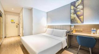 7 Days Inn Chongqing Shiqiaopu Metro Station Computerb Market - 1