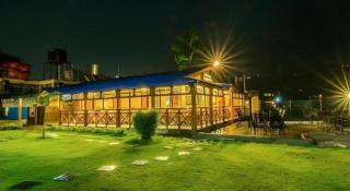 Hotel Lakefront - 8