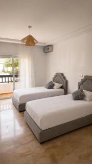 Luxury Seaside Apartment - 200m to Beach - Sea View Terrace madame vacance - 1