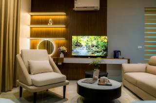 T&T Luxury Hotel Đồi Ngô - 2