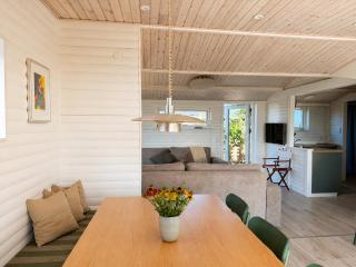 RO The Beach House - Sea View & Beachfront Location - 3