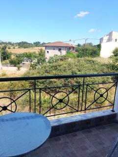 Giota house with garden - 0