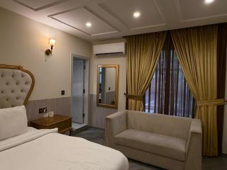 Taj Boutique Hotel 3 Trees Islamabad - 4