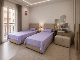 Luxury 2BR Apartment Latin District - 8