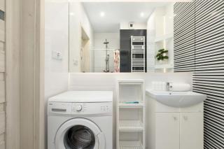 Cozy Studio Near the Wisla River with Balcony by Noclegi Renters - 7