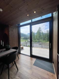 Charming and modern ski-in ski-out cottage - 5