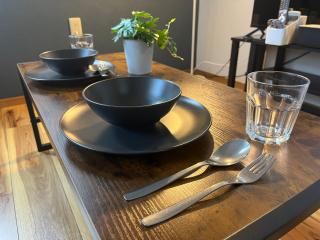 NEW OPEN Cozy Loft 5-Min Drive to Marine Messe Up to 4 Guests - 1
