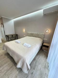 Premium Management Apartments - 0