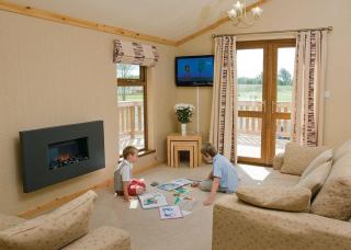 Oak Farm Lodges - Roydon - 8