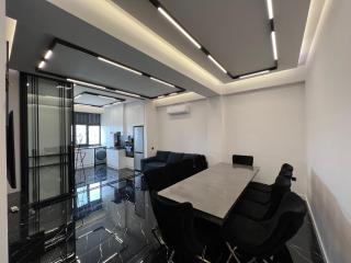 Hi-Tech Apartment - 0