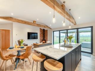 L'Atelier - Uk42470 - 2