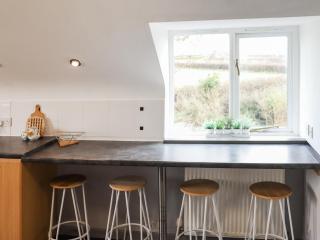 The Cwtch - Uk51387 - 5