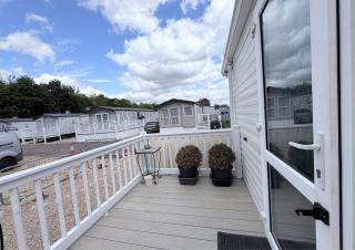 Lovely Caravan With Decking At Stonham Barns Holiday Park Ref 82150Sb - 9