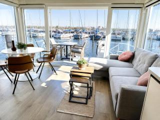 Houseboat Veerse Meer met Dakterras | 4 personen - 8