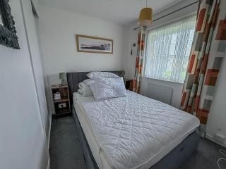 Modern Chalet Nearby Hemsby Beach Ref 83332S - Hemsby - 2