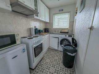 Modern Chalet Nearby Hemsby Beach Ref 83332S - Hemsby - 3