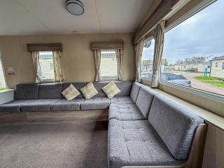 Wonderful Dog-Friendly Caravan At Kessingland Beach In Suffolk Ref 90033Bc - 6