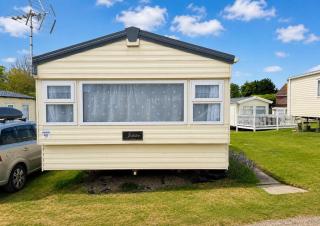 Homely Caravan At Kessingland Beach Holiday Park, Suffolk Ref 90040Bc - 8