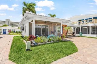 Beachside Escape with Pool & Steps to Crescent Beach - Aloha Kai #51 - 6
