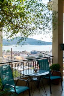 Με συμπάθεια-With sympathy - private parking - Kavala - 5