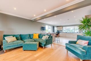 Botany Bay Beach House - Sleeps 10 - 6