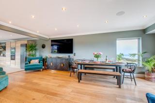 Botany Bay Beach House - Sleeps 10 - 5