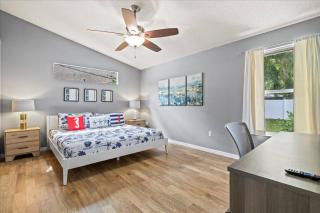 The Castaway Cottage - 6