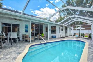 The Castaway Cottage - 5