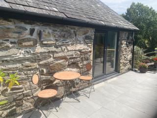 Garth Engan B&B with private lounge - 6
