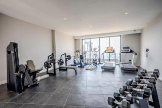 Tripple A studio in Upperhill opposite Nairobi Hospital - 7