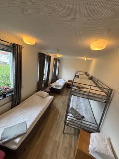 Brålanda Hotell och Vandrarhem - 3
