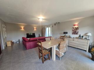 Maison 4 chambres avec piscine - 3