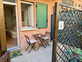 MiniBO Apartment, studio with private courtyard - 9
