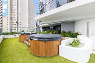 Level 30 Luxury One Bedroom Panoramic Views at Queen's Wharf - 6