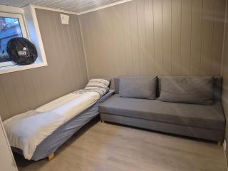 Newly renovated house 11 guests, 5 bedrooms - 8