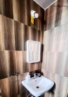 1 Bhk Studio Appt Nr Benaulim Beach WiFi Reserve Parking - 6