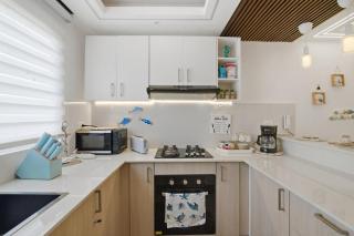 Luxury 2BR with Resort Pool, Balcony Swings, High-Speed WiFi & Near PUJ Airport - Punta Cana - 6