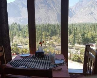 Hotel Mashabrum Skardu Free Breakfast Mountain View Family Rooms & Free WiFi - 7