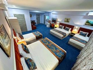 Grand Amazon Hotel & Free Pool - 5