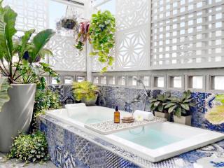 KIT-TI's Art Home - Modern Classic 3BR Townhome in Sukhumvit - 5