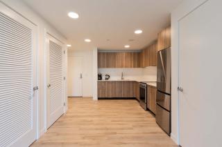 Gorgeous Apt with Kitchen with Gym - 3
