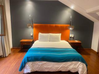 Cavi Rooms 606 - 4
