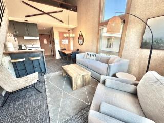 Top Flr Ski-In/Ski-Out Condo | Hot Tub & Pool - 6