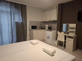 Gardenia Guest House - Baltsjik - 9