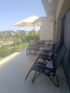 swan lake chalet! north coast exceptional! - 1