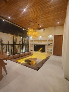 3BR Luxury Villa 8 Min to Munggu Beach - 3
